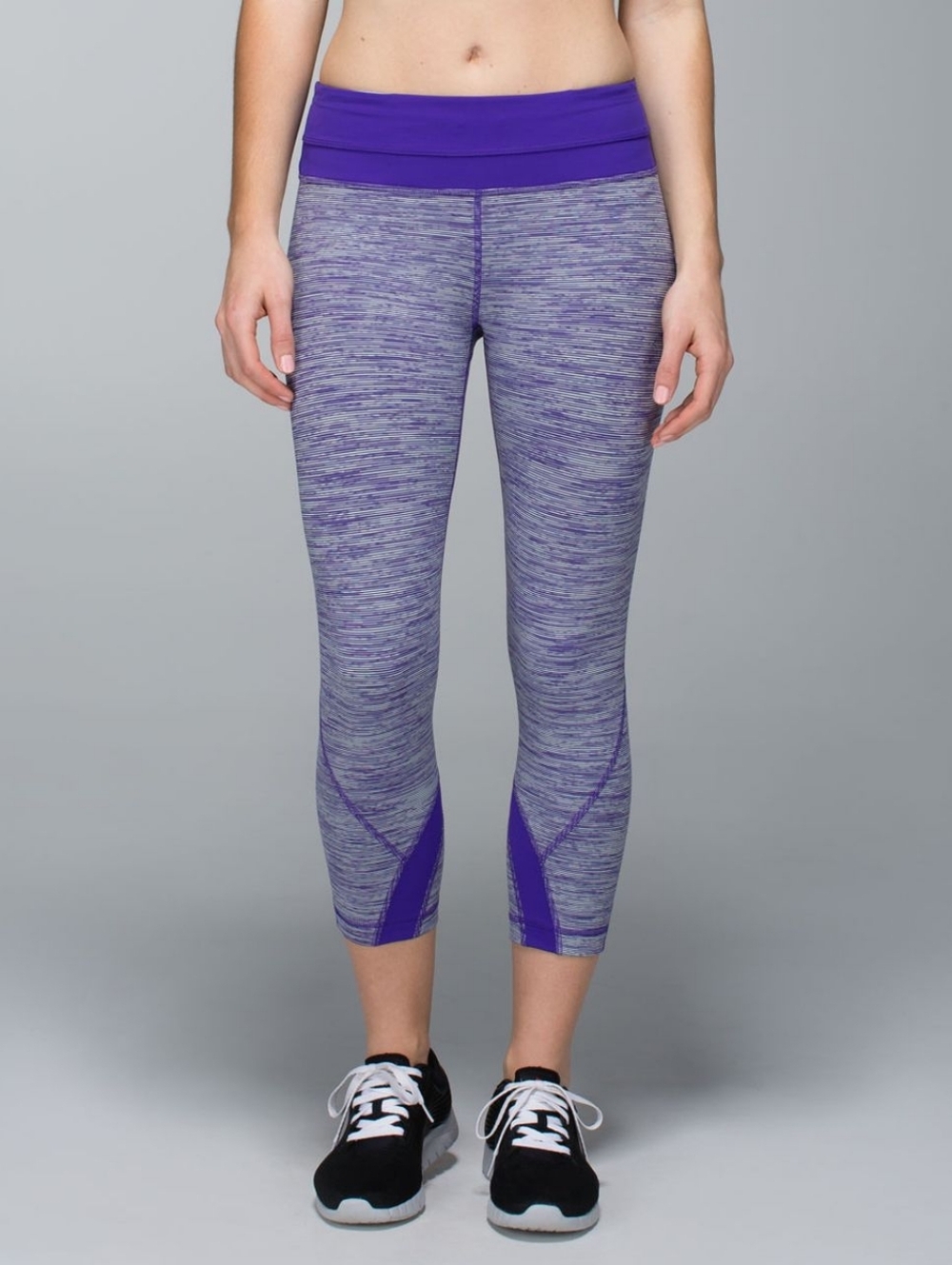 Lululemon Run Inspire Luxtreme 21"Crop II  in Wee Are From Space Bruised Berry 6